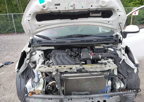 2014 Nissan Versa Note Sv z USA, uszkodzony, nr VIN 3N1CE2CP6EL387184